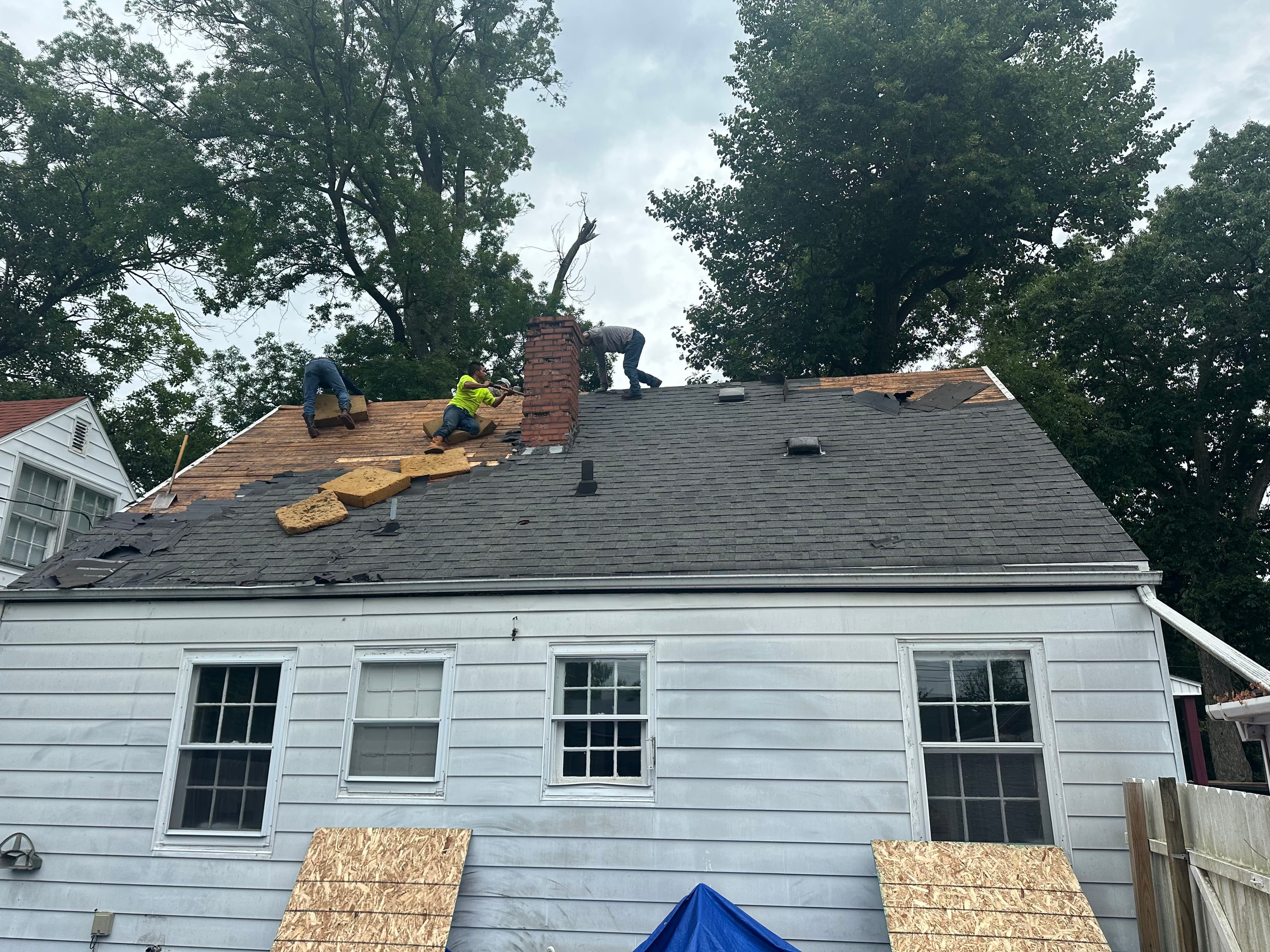 Tear-off + Replacement in Decatur · West End
